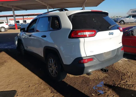 2016 Jeep Cherokee Sport z USA, uszkodzony, nr VIN 1C4PJLAB9GW347458